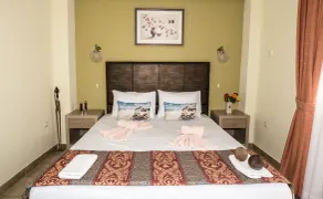 Dionisos Palms Apartments - Chambre