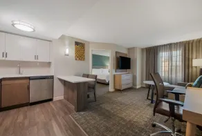 Staybridge Suites Chesapeake-Virginia Beach by IHG - Zimmer