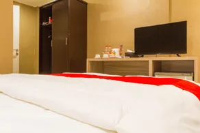 RedDoorz Plus @ Dipatiukur - Room