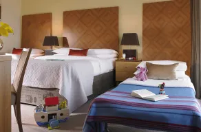 The Connacht Hotel - Room