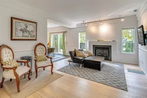 Modern Home Close to Dtwn Woodinville w/ Yard - Intérieur