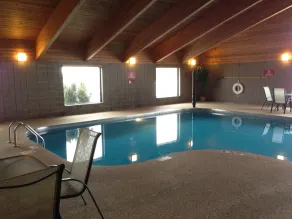 AmericInn by Wyndham Aberdeen Event Center - Piscine
