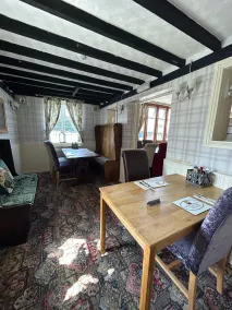 Halfway House Inn Country Lodge - Restaurant