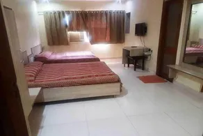 sharan hotel - Room