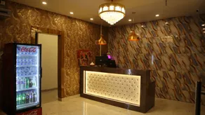 Tokyo Inn - Hall