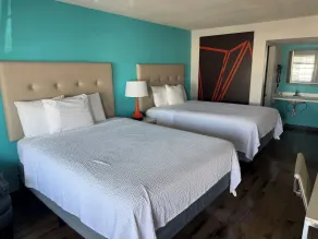 Howard Johnson by Wyndham Ft. Myers FL - Chambre