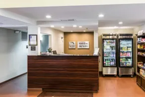 Sleep Inn & Suites Pittsburgh Airport - Hall