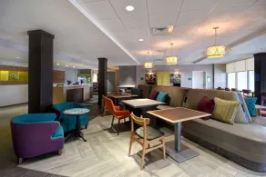 Home2 Suites by Hilton Wichita Downtown Delano - Reception