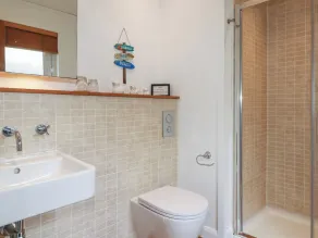 1 Miller's Island - Bathroom