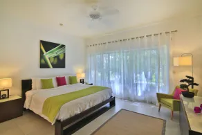 Cupecoy Beach Club - Room