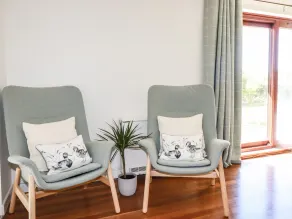 Chyrosen - Interior