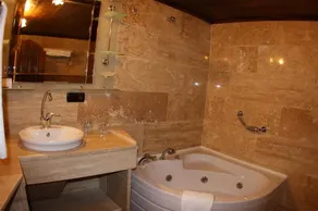 Cappa Villa Cave Hotel & Spa - Bathroom