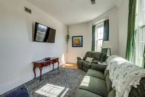 Charming Historic Retreat in Walkable Chapman - Interiör