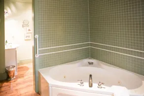 The Little Inn of Bayfield - Bathroom
