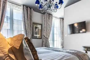 BRIT HOTEL PRIVILEGE LISIEUX - La Villa des Arts - Chambre