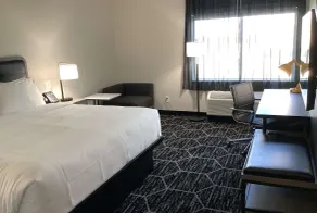 La Quinta Inn & Suites by Wyndham Corpus Christi Southeast - Room