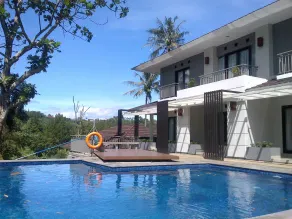 Resort Prima Cipayung - Piscine