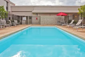 Holiday Inn Bloomington-University Area by IHG - Piscine