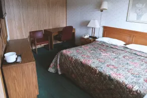 Blue Way Inn And Suites Winfield - Værelse