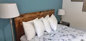 MacIver's Motel & Campground - Room