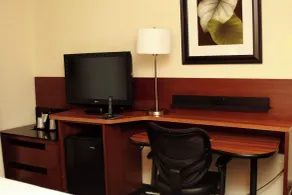 Fairfield Inn & Suites by Marriott Fairmont - Chambre