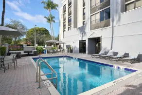 Holiday Inn Express Hotel & Suites Kendall East-Miami by IHG - Pool
