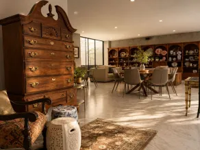 DreamHaus Suites - Country Club Guadalajara - Reception