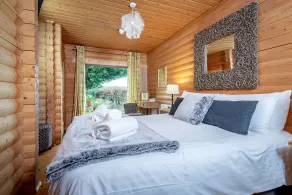 Redlands Country Lodge Apartments with Hot Tubs - View from room