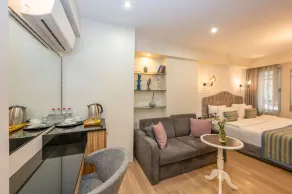 The Marions Suite - Central Comfortable Stay in Taksim - Room