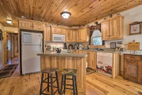 Outdoor Adventure - Charming Cabin w/ Hot Tub - Interior