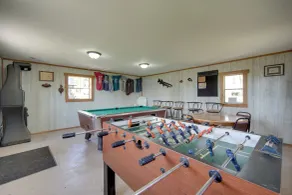 Convenient Cabin w/ Access to 3 Boat Docks! - Innenbereich