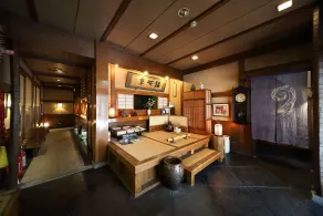 Yadoya Kikokuso - Interior entrance