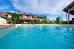 La Chambre Enchantée - Piscine
