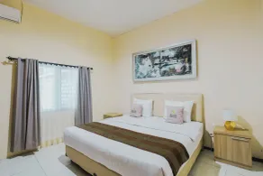 Aleyra Hotel and Villa's Garut - Zimmer
