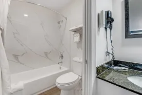 Quality Inn Laurinburg - Badeværelse