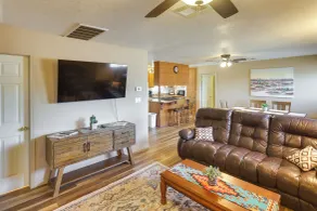 Dog-Friendly Bullhead City Home - Walk to River! - Interiør