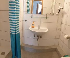 Gästehaus Zu Herrenwiesen - Bathroom