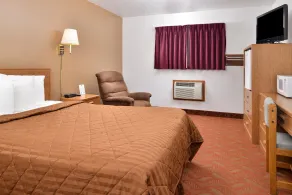 Americas Best Value Inn & Suites Sidney - Room