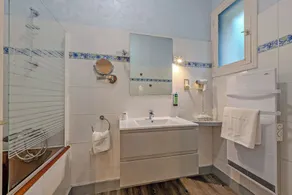 Hôtel La Corniche Brest - Salle de bain