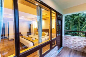The Golden Retreat Hotel in Pelling - Room