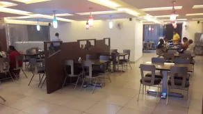 Roopa Elite - Restaurant
