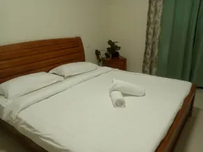 Sunshine Inn - Zimmer