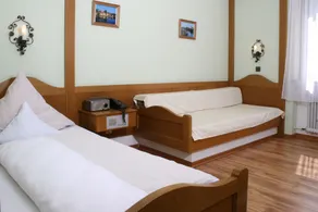 Flair-Hotel Zum Benediktiner - Room