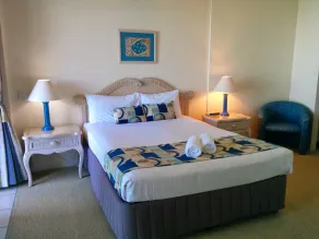 Windward Passage Holiday Apartments - Room