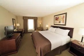 Holiday Inn & Suites Lloydminster by IHG - Chambre