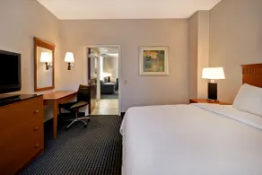Embassy Suites by Hilton Lexington/UK Coldstream - Chambre