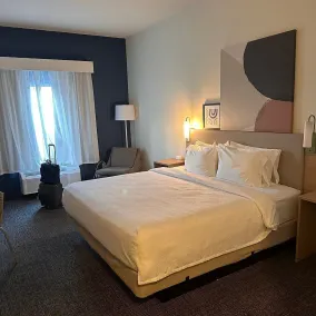 Spark by Hilton Louisville Airport - Chambre