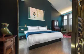 Moon and Chalice Boutique Hotel - Chambre
