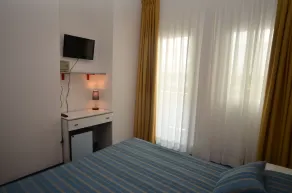 Hotel Germania - Room