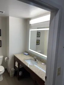 Comfort Suites Salisbury I-85 - Badezimmer